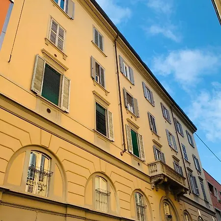 Esclusivo Trilocale Nel Cuore Di Porta Venezia-3