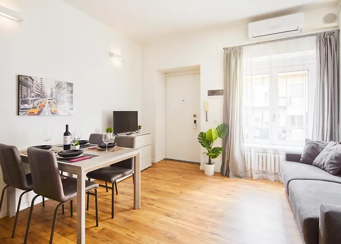 House Navigli Apartment In The Heart Of The Naviglio Grande Milano